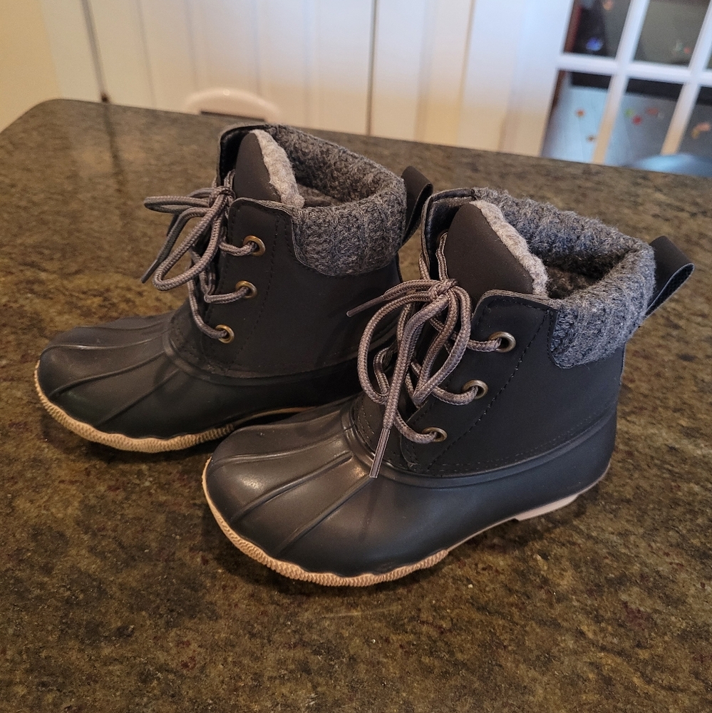NWT Duck Boots